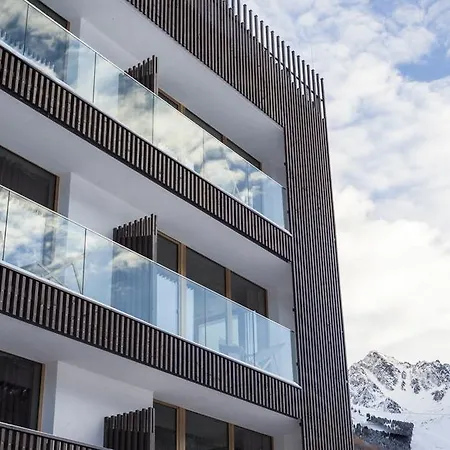 Langtaufererhof Hotel