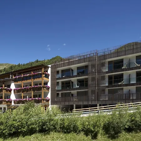 Hotel Langtaufererhof Melago
