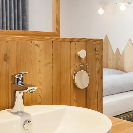 Hotel Langtaufererhof 4*